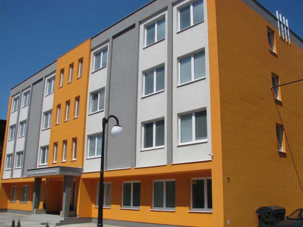 Apartmany Alzuz Ruzomberok Bagian luar foto